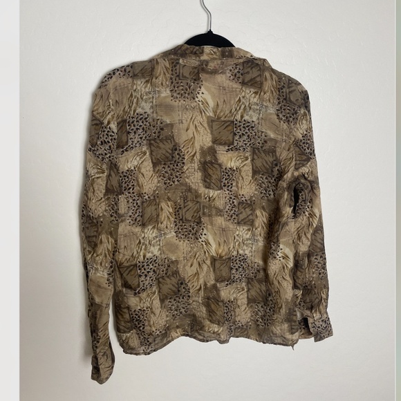 Leopard Frame Colorblock Cat Cheetah Jaguar Patchwork Boho Artsy Button Blouse - Picture 5 of 5